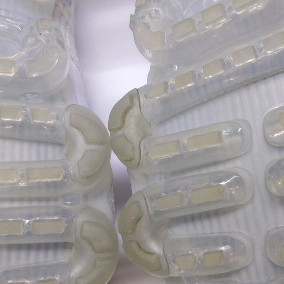 Nike Air VaporMax Flyknit 2 White Vast Grey - Picture 9 of 11